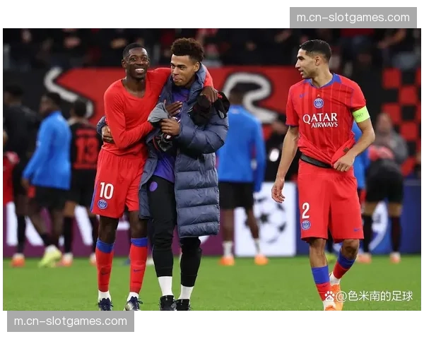 巴黎圣日耳曼客场3-2逆转摩纳哥，登贝莱伤退成比赛转折关键点